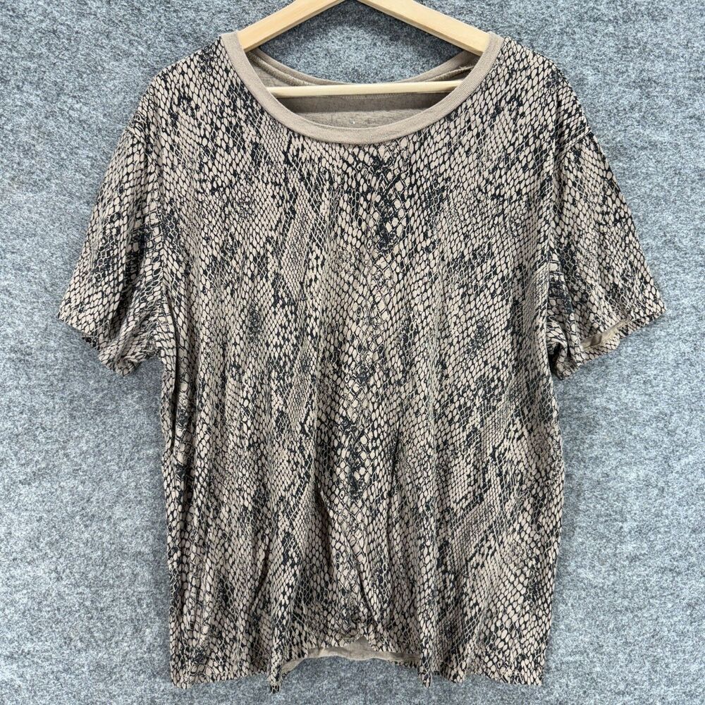 Love Tribe T-Shirt Women 2X Plus Brown Animal Print Short Sleeve Round Neck